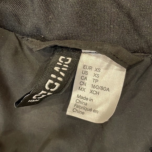 H&M Divided Jacket Black XS - Picture 2 of 3